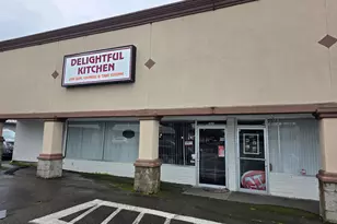 2521 W Harvard Ave, Roseburg, OR 97471 - Photo 1