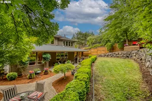 12483 SW Autumnview St, Tigard, OR 97224 - Photo 38