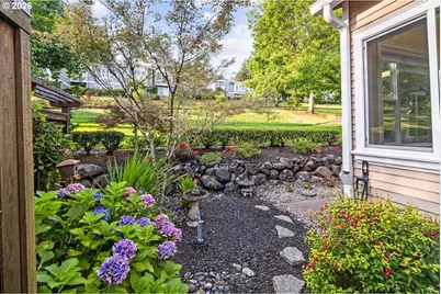4735 Amherst Ct, Lake Oswego, OR 97035 - Photo 32