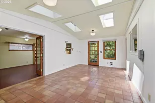 4630 W Hillside Dr, Eugene, OR 97405 - Photo 8
