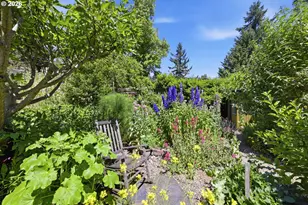 4630 W Hillside Dr, Eugene, OR 97405 - Photo 30