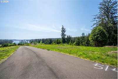 83615 Clear Lake Rd, Florence, OR 97439 - Photo 14