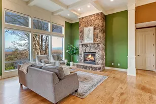 57 Bentley Dr, Kelso, WA 98626 - Photo 4