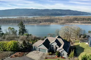 57 Bentley Dr, Kelso, WA 98626 - Photo 2