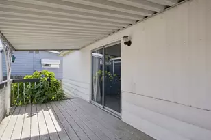21100 NE Sandy Blvd, Fairview, OR 97024 - Photo 34