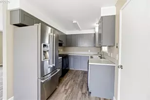 1710 Dearborn Ave, Keizer, OR 97303 - Photo 10