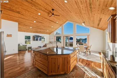 947 Hailey Ln, Bandon, OR 97411 - Photo 8