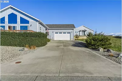 947 Hailey Ln, Bandon, OR 97411 - Photo 40