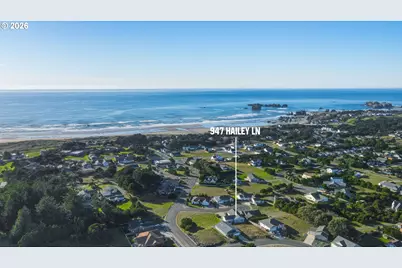947 Hailey Ln, Bandon, OR 97411 - Photo 4