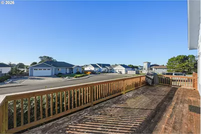 947 Hailey Ln, Bandon, OR 97411 - Photo 36
