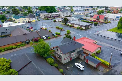 2306 3rd St, Tillamook, OR 97141 - Photo 44