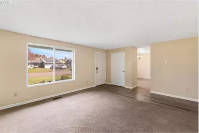 12713 NE 41st St, Vancouver, WA 98682 - Photo 6