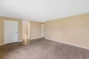 12713 NE 41st St, Vancouver, WA 98682 - Photo 4
