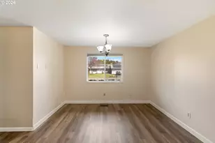 12713 NE 41st St, Vancouver, WA 98682 - Photo 10