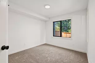 3793 SW Iowa St, Portland, OR 97221 - Photo 38