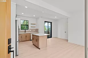 3793 SW Iowa St, Portland, OR 97221 - Photo 6