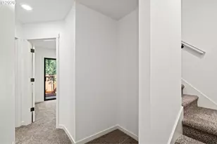 3793 SW Iowa St, Portland, OR 97221 - Photo 34