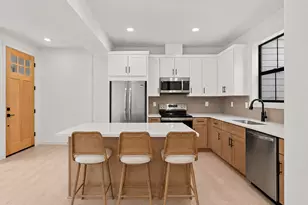 3793 SW Iowa St, Portland, OR 97221 - Photo 12