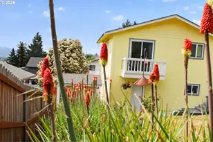 1783 NE Todd St, Roseburg, OR 97470 - Photo 22