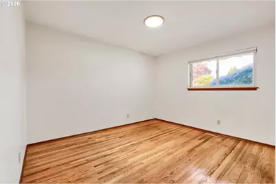 2160 SE Cedar Park Ct, Hillsboro, OR 97123 - Photo 10