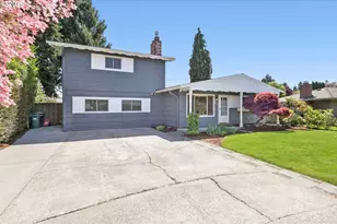 2160 SE Cedar Park Ct, Hillsboro, OR 97123 - Photo 2
