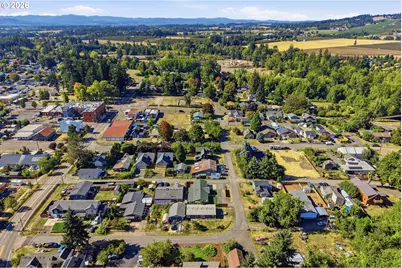 619 2nd St, Dayton, OR 97114 - Photo 18