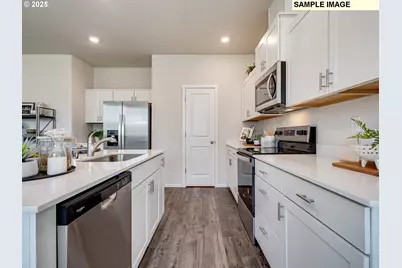 2810 NW 3rd Ave, Battle Ground, WA 98604 - Photo 14