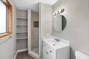 5590 SW 182nd Ave, Aloha, OR 97078 - Photo 16