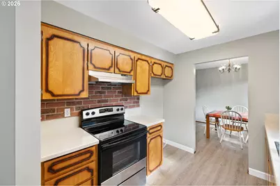 5590 SW 182nd Ave, Aloha, OR 97078 - Photo 10