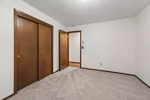 9014 NW Westgate Ct, Vancouver, WA 98665 - Photo 18