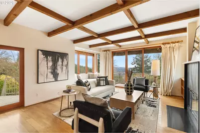 4133 SW Council Crest Dr, Portland, OR 97239 - Photo 8