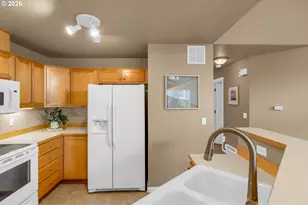 14720 SW Sandhill Loop, Beaverton, OR 97007 - Photo 10