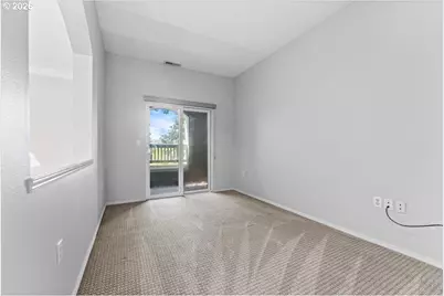 1790 NE Ashberry Dr, Hillsboro, OR 97124 - Photo 18