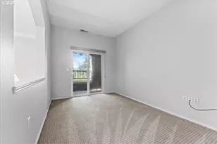1790 NE Ashberry Dr, Hillsboro, OR 97124 - Photo 18