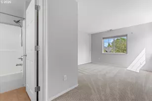 1790 NE Ashberry Dr, Hillsboro, OR 97124 - Photo 22
