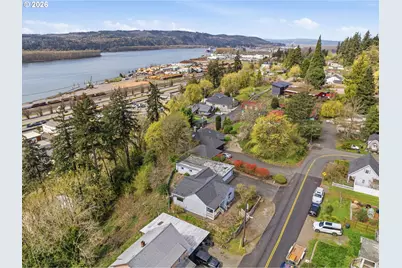 319 N 3rd St, Kalama, WA 98625 - Photo 34