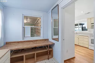 319 N 3rd St, Kalama, WA 98625 - Photo 16