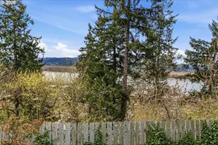 319 N 3rd St, Kalama, WA 98625 - Photo 24
