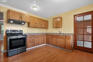 12330 NE Knott St, Portland, OR 97230 - Photo 12