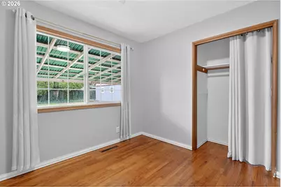 12330 NE Knott St, Portland, OR 97230 - Photo 20