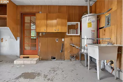 12330 NE Knott St, Portland, OR 97230 - Photo 32