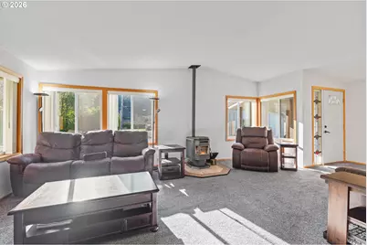 173 E Date St, Powers, OR 97466 - Photo 28