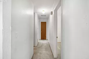 42986 McKenzie Hwy, Leaburg, OR 97489 - Photo 10