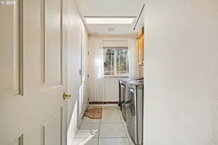 1385 SE Laurel Ct, Roseburg, OR 97470 - Photo 28