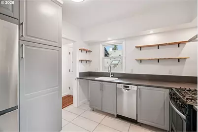 3825 NE 75th Ave, Portland, OR 97213 - Photo 12