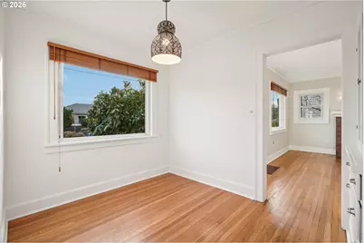 3825 NE 75th Ave, Portland, OR 97213 - Photo 8