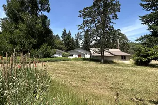 5383 Sunshine Rd, Roseburg, OR 97470 - Photo 2