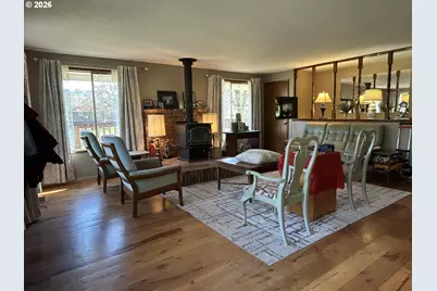 5383 Sunshine Rd, Roseburg, OR 97470 - Photo 8