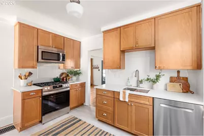 3126 NE Skidmore St, Portland, OR 97211 - Photo 14