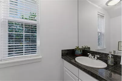2533 NW Stimpson Ln #29, Portland, OR 97229 - Photo 10
